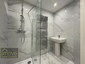 Photo 14- click for photo gallery